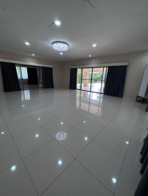 1200 sqm House for Rent at Tamarind, Dasmariñas Village, Makati City