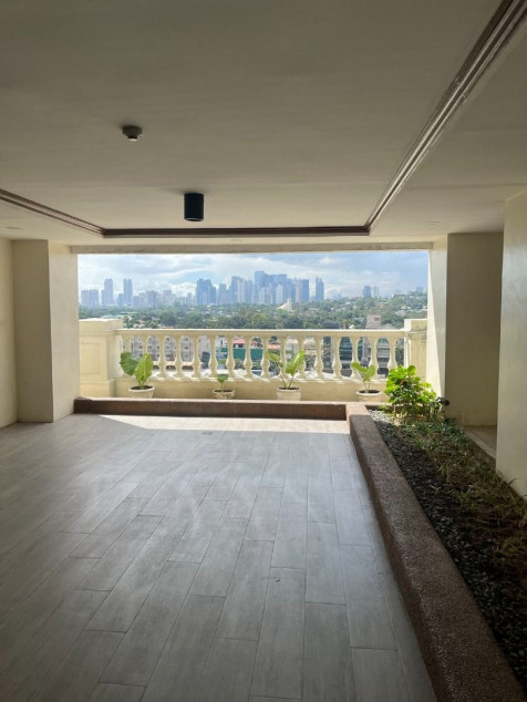 73 sqm 2BR Condo for Sale at Eastwood Excelsior, Bagumbayan, Quezon City