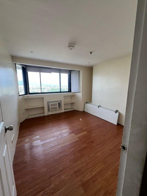 135 sqm 3BR Condo for Rent at Phoenix Heights, Bagong Ilog, Pasig City