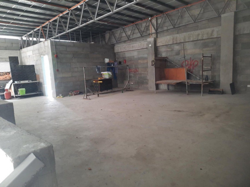 550 sqm Warehouse for Rent at San Vicente, Maysilo, Malabon City