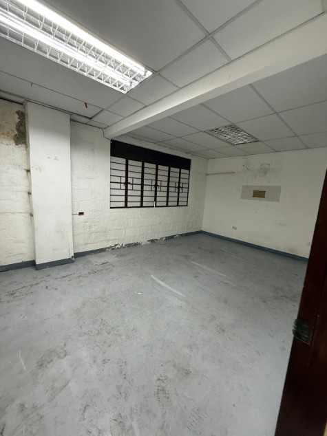 1,100 sqm Warehouse for Rent in Pasig City
