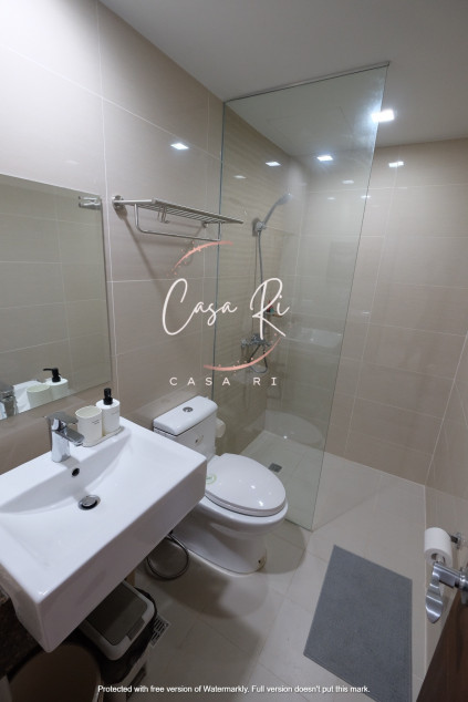 1 BR with Parking at San Antonio Residence Makati