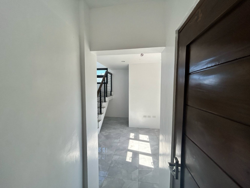 Kota Keluarga Modern Beach House