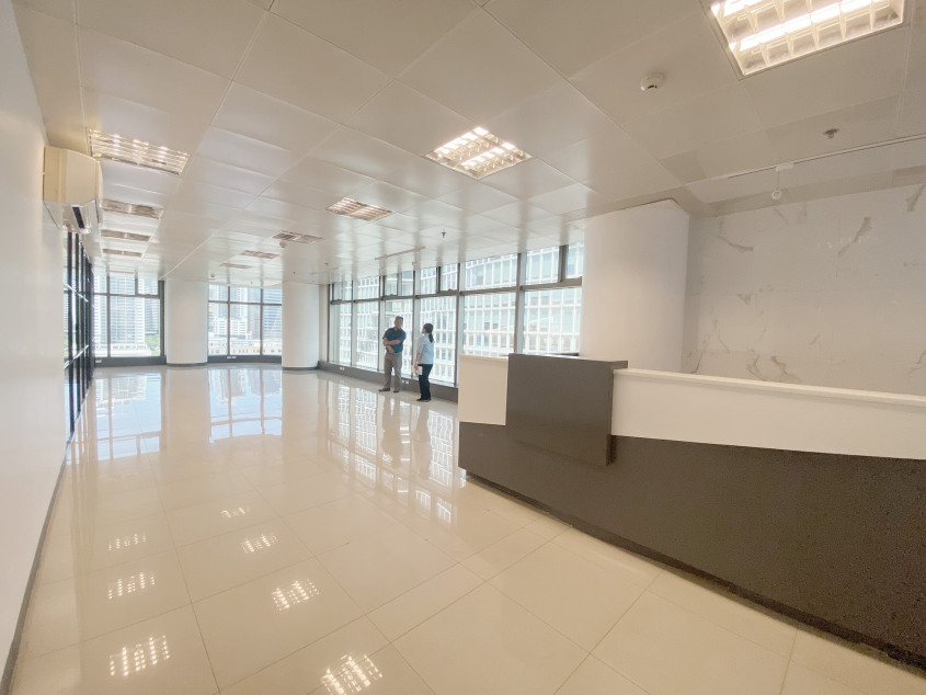 210 SQM BGC Office For Lease in Trade and Finance Tower (PEZA-Accredited)