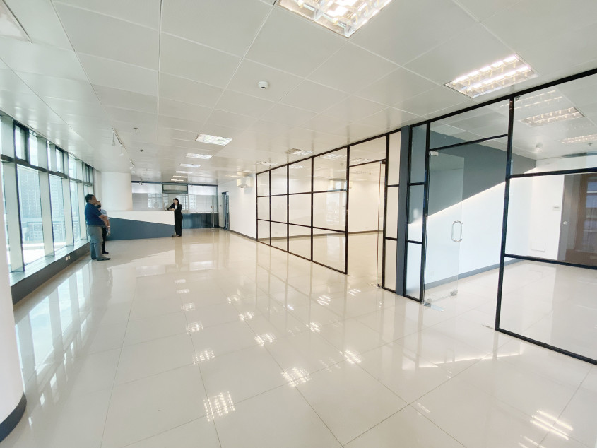 210 SQM BGC Office For Lease in Trade and Finance Tower (PEZA-Accredited)