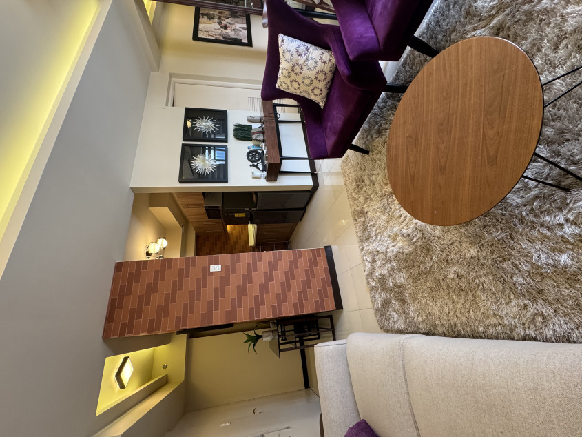 3 Bedroom Unit with Parking Slot For Sale