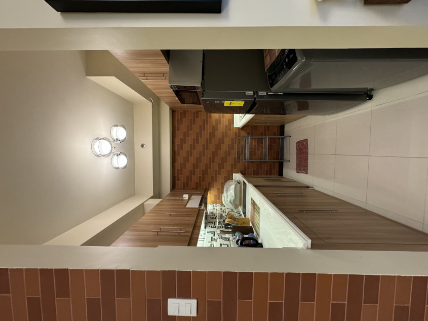 3 Bedroom Unit with Parking Slot For Sale