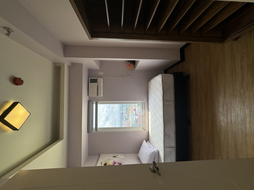 3 Bedroom Unit with Parking Slot For Sale