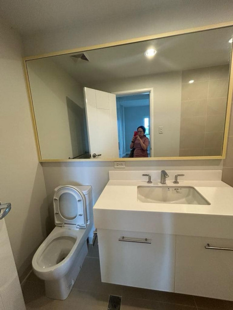 TOP-FLOOR 3BR unit w/BALCONY-has view of Mt. ranges, with Parking - North Tower QC