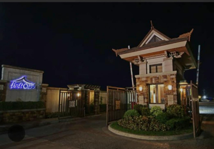 FULLY FURNISHED 2BR CONDO