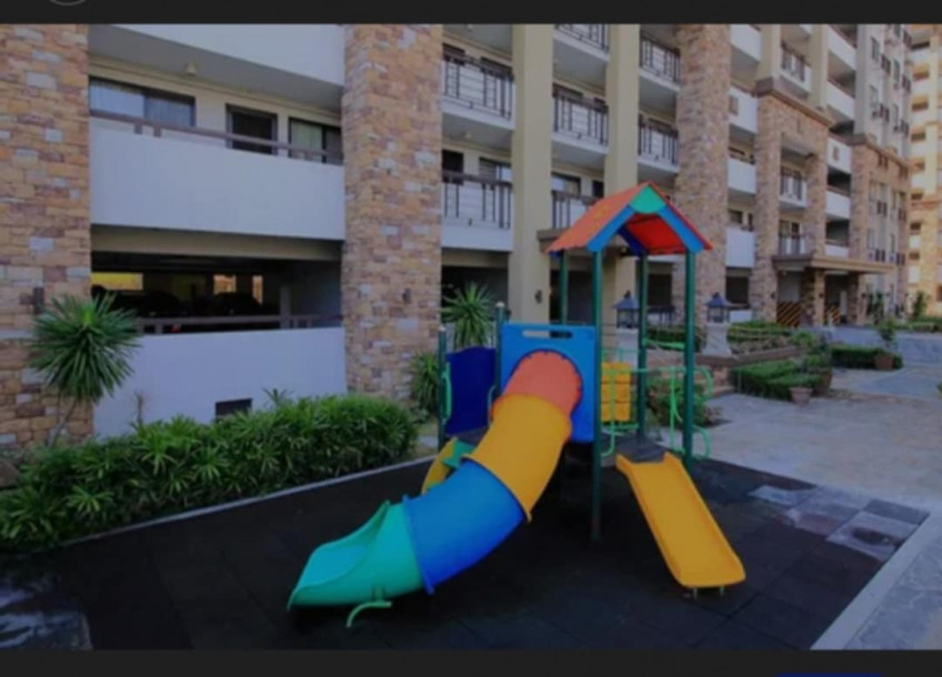 FULLY FURNISHED 2BR CONDO