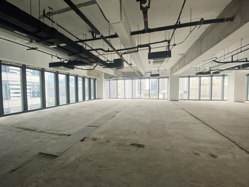 BGC Office Space For Lease in Menarco Tower (Bare or Fitted)
