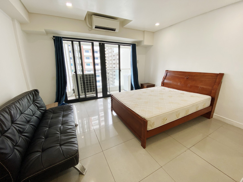 Paranaque Furnished Studio Condo For Lease (Pet Friendly)