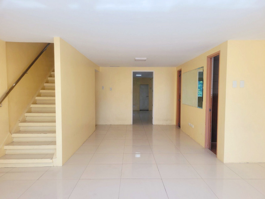 For Sale : House & Lot in Quezon City (Scout Area)