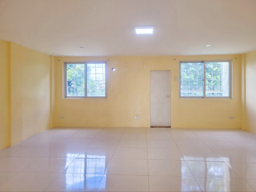 For Sale : House & Lot in Quezon City (Scout Area)