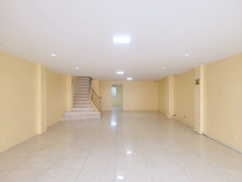 For Sale : House & Lot in Quezon City (Scout Area)