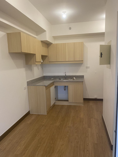 Brand New RFO Condo For Sale (direct to owner)- Aurora Blvd Quezon City