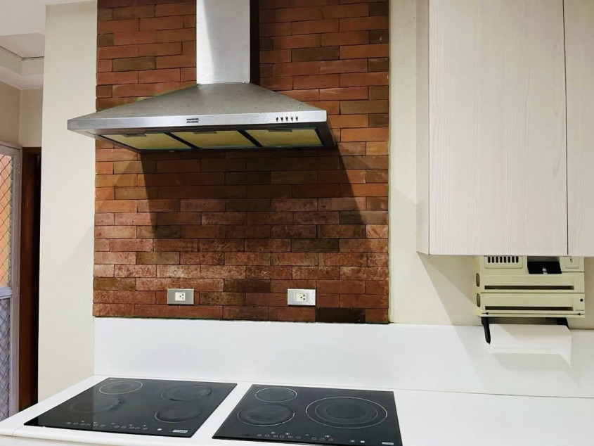 Bacoor House & Lot for Sale: Vista Verde South Executive Village