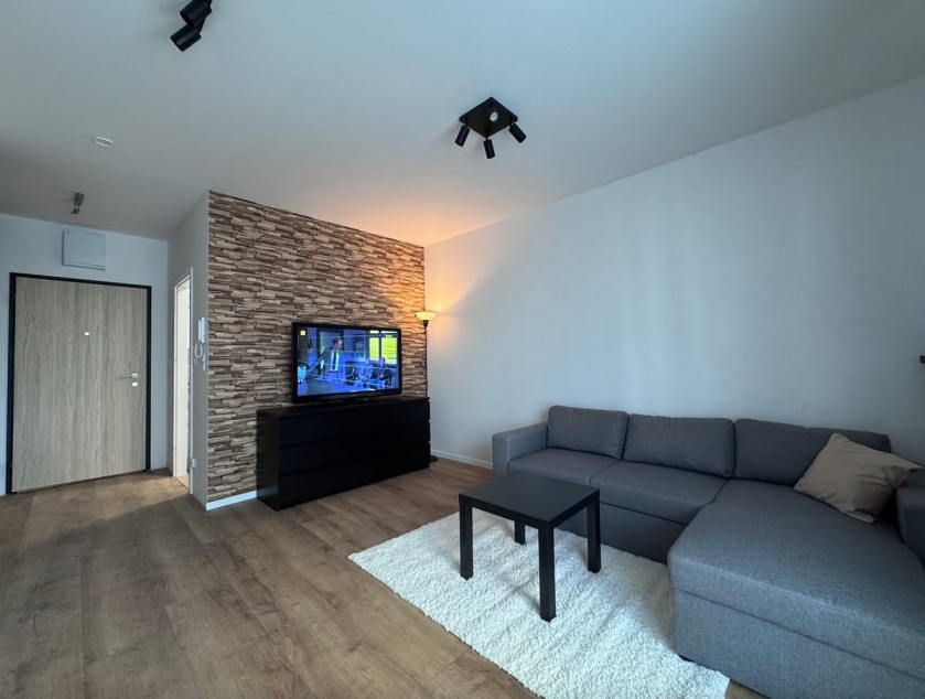 Fully furnished studio unit