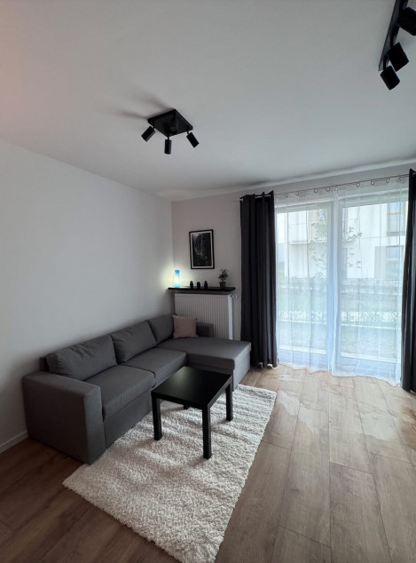 Fully furnished studio unit