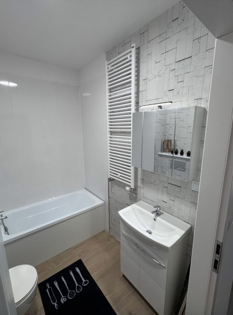 Fully furnished studio unit