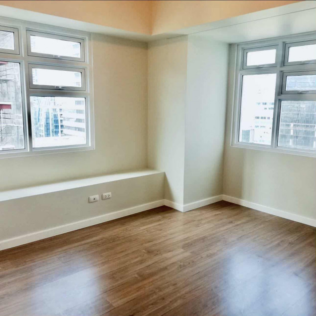 1BR KROMA 56 SQM CORNER UNIT (Ayala Ave & Makati Med view)