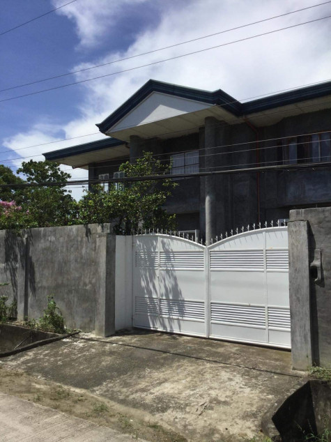 Two-story reinforced concrete building. There is an open ceiling space.