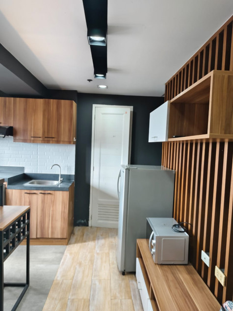 Victoria De Makati 1 BR For Sale unit 2129B