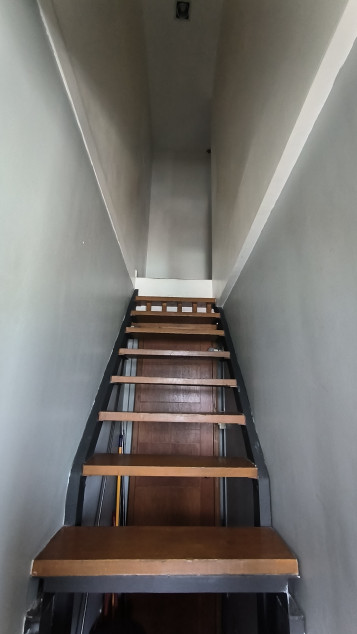 FOR SALE Victoria De Makati 2 Bedroom end unit ( Unit 1220B)