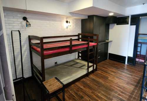 For Sale Victoria  De Makati 1 BR Big Cut  unit 2004A