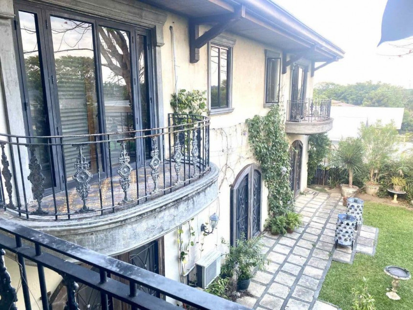 FOR SALE – 5+ Bedroom European-Inspired Mansion in Ayala Alabang Village, Muntinlupa City