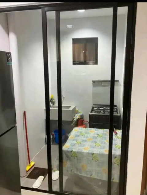 130 sqm townhouse in Diliman for sale