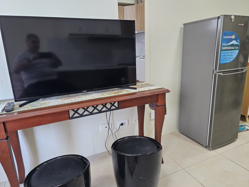 Bright Studio Unit with Pool View