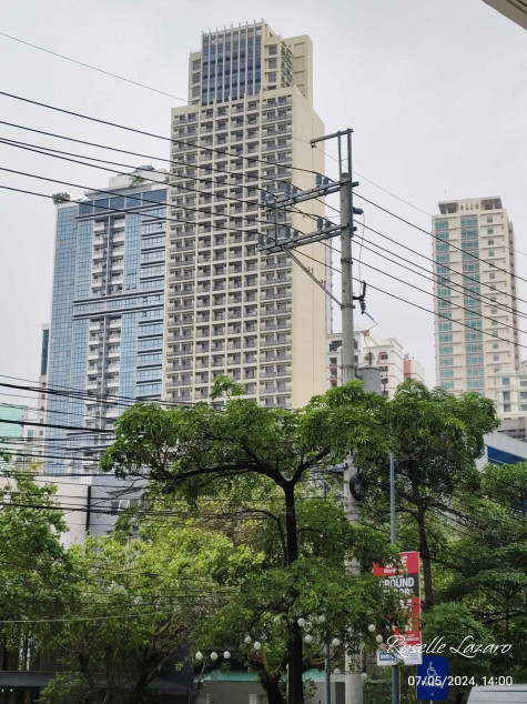 For Sale: Studio With Balcony At Grand Soho Makati