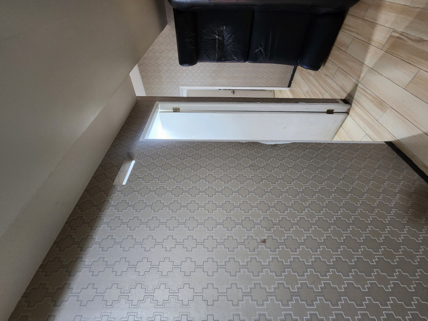 Oriental Garden Makati 2BR end unit for sale