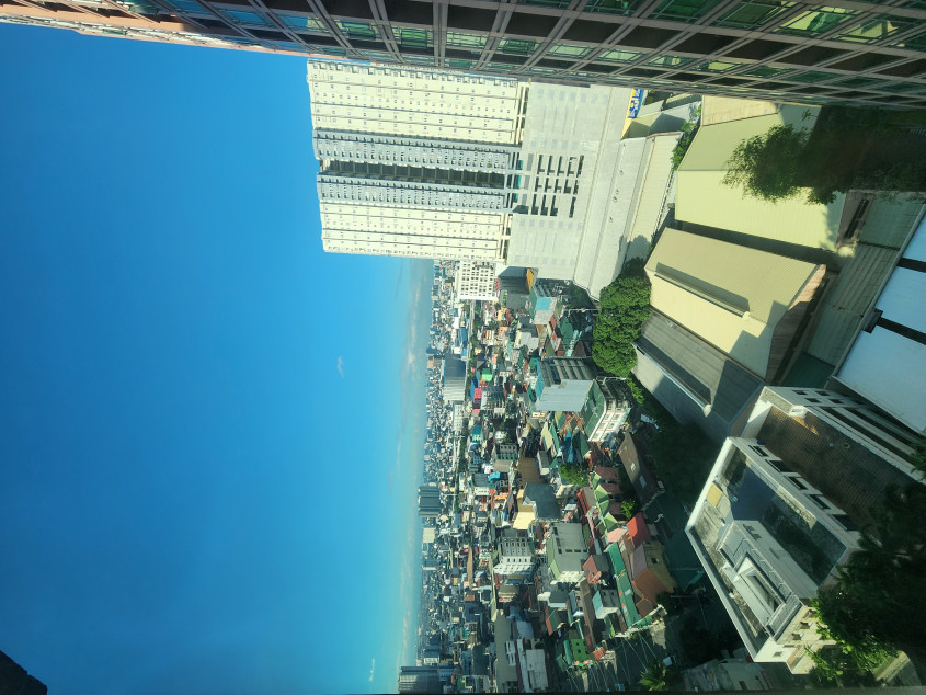 Oriental Garden Makati 2BR end unit for sale