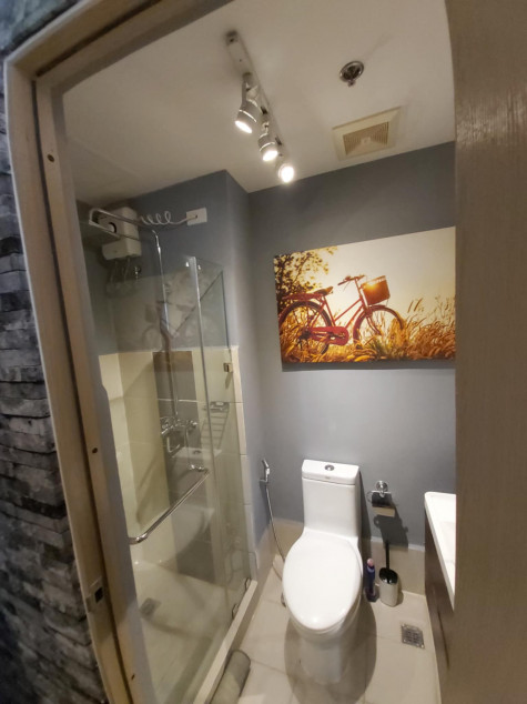 FOR SALE: 1BR in Grace Residences – Big Corner unit Fully Furnished – Below Market Price 4.9M