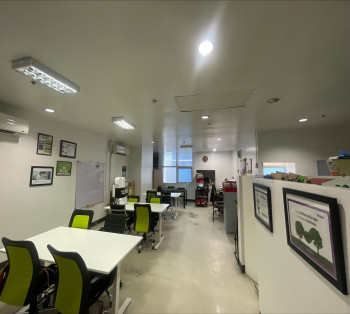 93.3 sqm Office For Sale