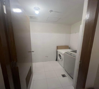 1 Bedroom Unit With City View For Rent in BGC