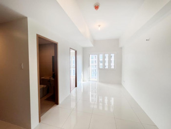 For Sale One Bedroom In Madison Parkwest, BGC, Taguig City