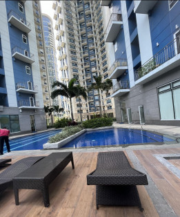 RFO 3BR With Balcony For Sale At The Trion Towers BGC Taguig