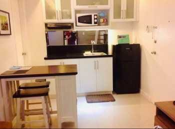 Clean Title Furnished 2BR Bi-level Unit FOR SALE at Fort Victoria BGC Taguig