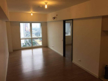 Clean Title RFO Furnished 1 BR For Sale At The Lerato Ayala Makati