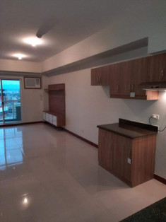 Rush Sale - 2BR Brio Tower With Parking @ Edsa Guadalupe