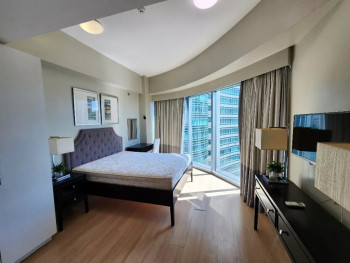 2 Bedroom Avant BGC Taguig Condo for Sale with Golf Course View and Parking