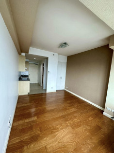 Condominium For Sale In One Rockwell East Tower