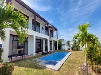 4BR Private Villa For Sale In Clark Freeport Zone Pampanga